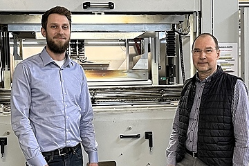 Zwei Generationen, ein Unternehmen: Miklas Jantschik (links) und sein Vater Manfred Jantschik (Foto: jafo-Gruppe)