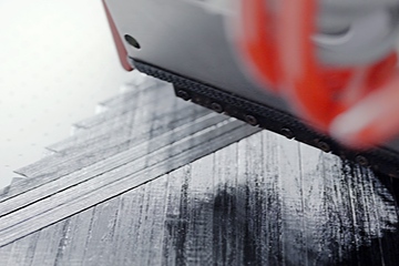 Auch Entwicklungen wie das Fiber-Placement von Carbonfaserbändern für Serienverfahren haben nur bedingt das Potenzial, die Sparte aus dem Tief zu holen (Foto: SGL Carbon)