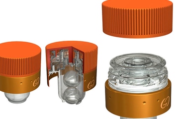 Das Fälschungsrisiko minimieren: Mit diesen Sicherheitsverschlüssen etwa soll das Nachfüllen von Spirituosenflaschen erschwert werden (Foto: Guala Closures).