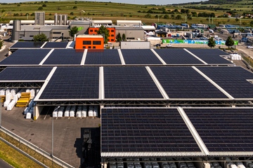 Aus der Vogelperspektive: Recyclingwerk in Müllendorf (Foto: Andi Bruckner)