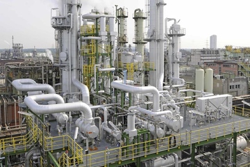 Carbonsäureanlage in Oberhausen (Foto: Oxea)