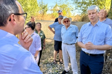 Ein Minister muss zuhören können: Steffen Bilger (2.v.r.) beim Bürgergespräch in Ludwigsburg (Foto: Bilger/Tobias Koch)