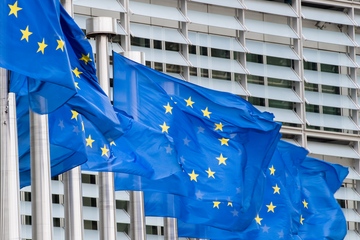 Im Fokus der Kritik von Branchenverbänden: Die EU will ihren Haushalt mit Hilfe der Plastiksteuer aufbessern (Foto: EU)