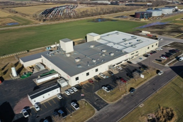 Mehr Platz für Mischanlagen: Die Fläche im Werk in Brandon wurde verdoppelt (Foto: Henkel)
