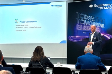 Nur noch elektrische Maschinen aus Deutschland: Vertriebschef Anatol Sattel (Foto: Sumitomo (SHI) Demag)