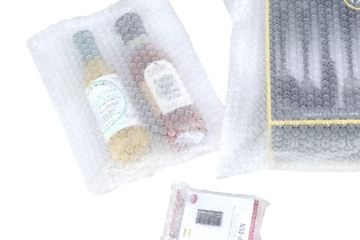 In Luftpolsterfolie verpackte Produkte: Schutzverpackungen zählen zu den Kernbereichen (Foto: SEE)