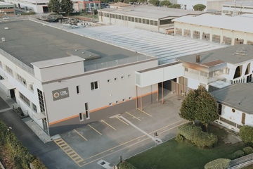 Aus der Vogelperspektive: das Produktionswerk in der Lombardei (Foto: ITIB Machinery International)