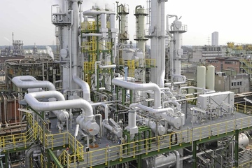 Der Produktionsstandort in Oberhausen: Auch hier sollen Arbeitsplätze eingespart werden (Foto: Oxea)