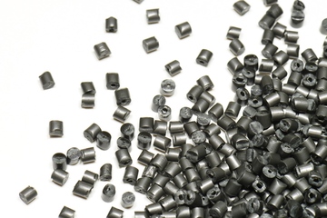 Schwarze Importe: China und Russland verkaufen Polyamid zu Dumpingpreisen nach Indien (Foto: SmarterPix/xxlphoto)