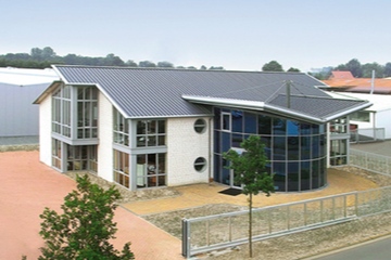 Fortan ein Teil von Röchling Industrial: der Halbzeugbearbeiter aus Vreden (Foto: Terbrack)