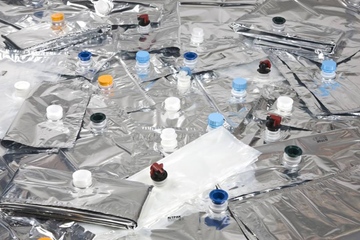 Mit Schraubverschluss: Innenbeutel für aseptische und nicht aseptische Flüssigkeitsverpackungen (Foto: Makplast)