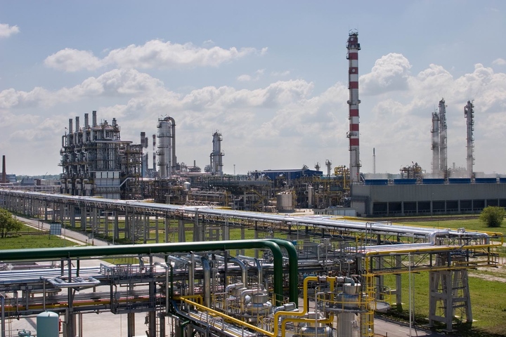 Nur wenig geht noch in Tiszaujvaros: Den Naphtha-Crackern an dem ungarischen Standort fehlen die Rohstoffe (Foto: MOL/TVK)