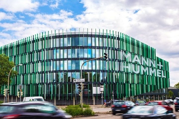 Wichtiger Teil des Unternehmens: das Technikum am Hauptsitz in Ludwigsburg (Foto: Mann+Hummel)