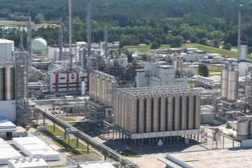 Eine der vier Produktionsstätten des neuen Polyolefin-Erzeugers: das Werk in Münchsmünster (Foto: Velogy)