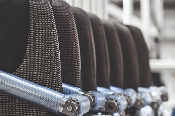 Reihenweise: Die Sitzeproduktion läuft besser (Foto: Grammer)