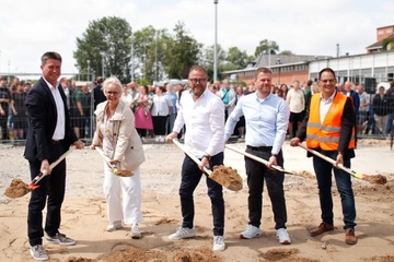 Spatenstich in Lensahn: In Ostholstein erweitert Codan die Produktion (Foto: IE Group)