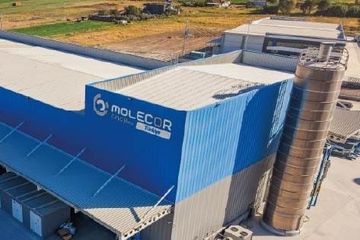 Nummer neun in dem weltweiten Produktionsnetzwerk der Spanier: das neue Werk in Alasehir im Westen der Türkei (Foto: Molecor)