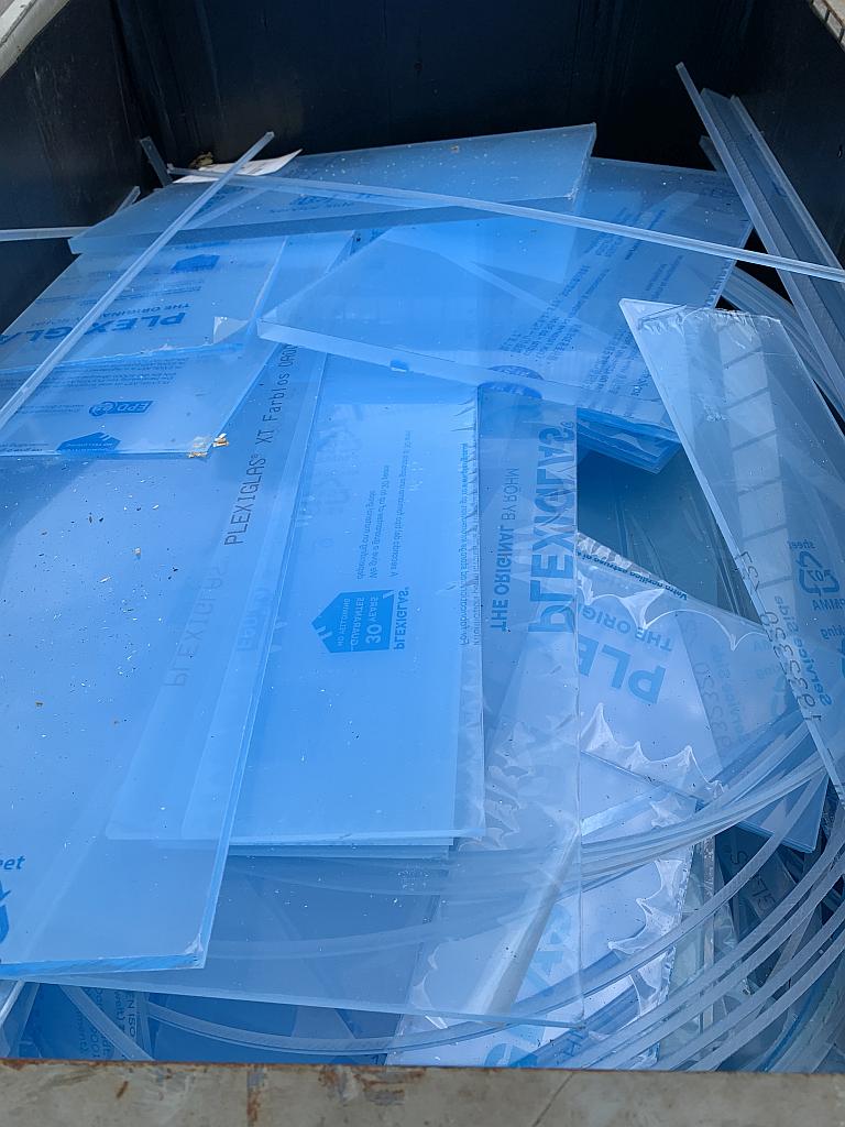 Pekutherm: Acrylglas im Kreislauf