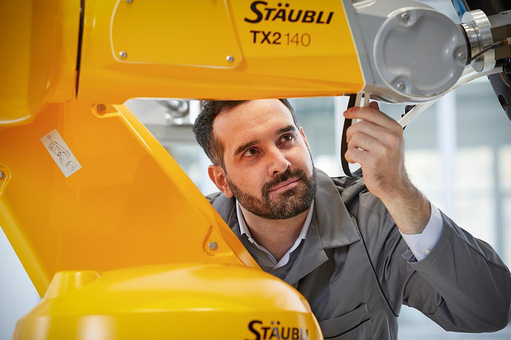 Stäubli: Robotik einfach gemacht