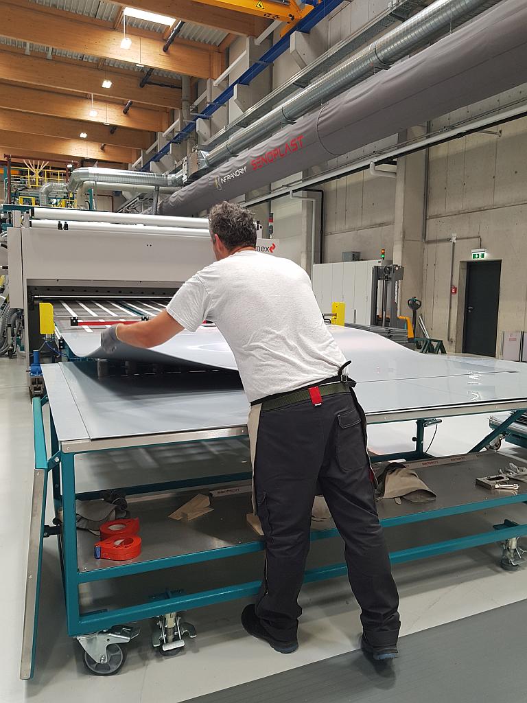 Senoplast: Mehr coextrudierte Kunststoffplatten