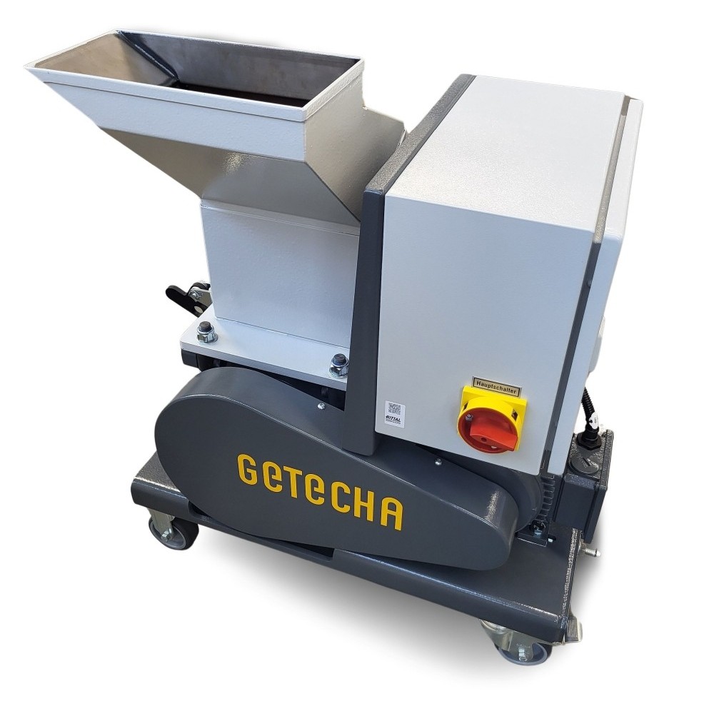 Ein Highlight des diesjährigen Fakuma-Auftritts von GETECHA ist die Vorstellung der neuen Schneidmühle RS 150, die maßgeschneidert ist für den direkten Einsatz in den Linien der Spritzgusstechnik. 